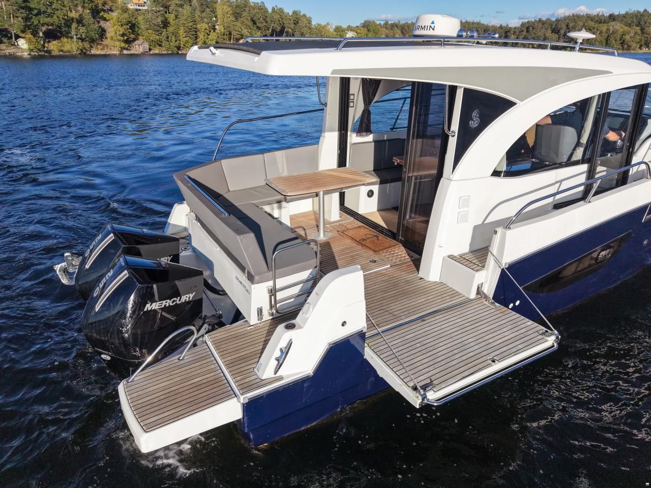 Beneteau Antares 11