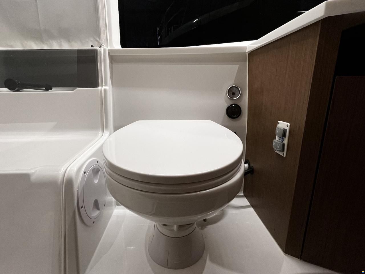 Beneteau Antares 11