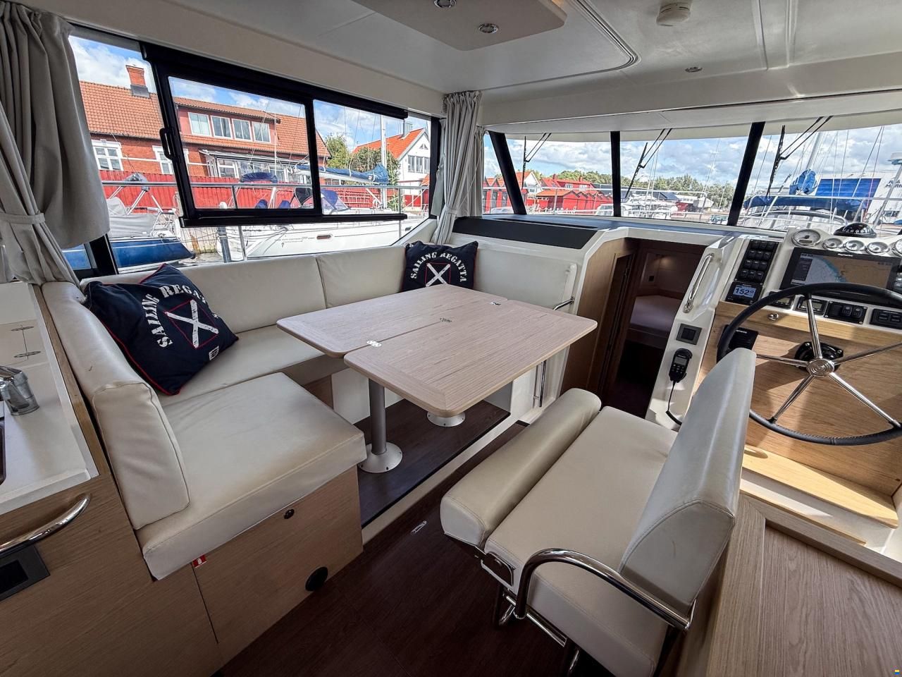 Beneteau Swift Trawler 41 Fly