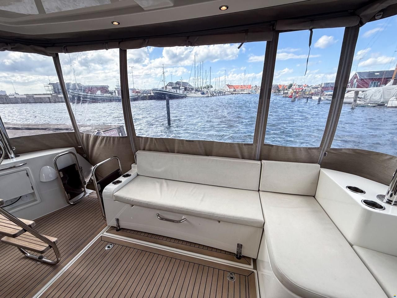 Beneteau Swift Trawler 41 Fly