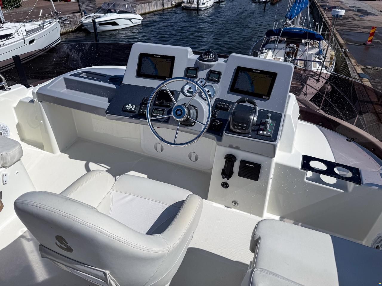 Beneteau Swift Trawler 41 Fly
