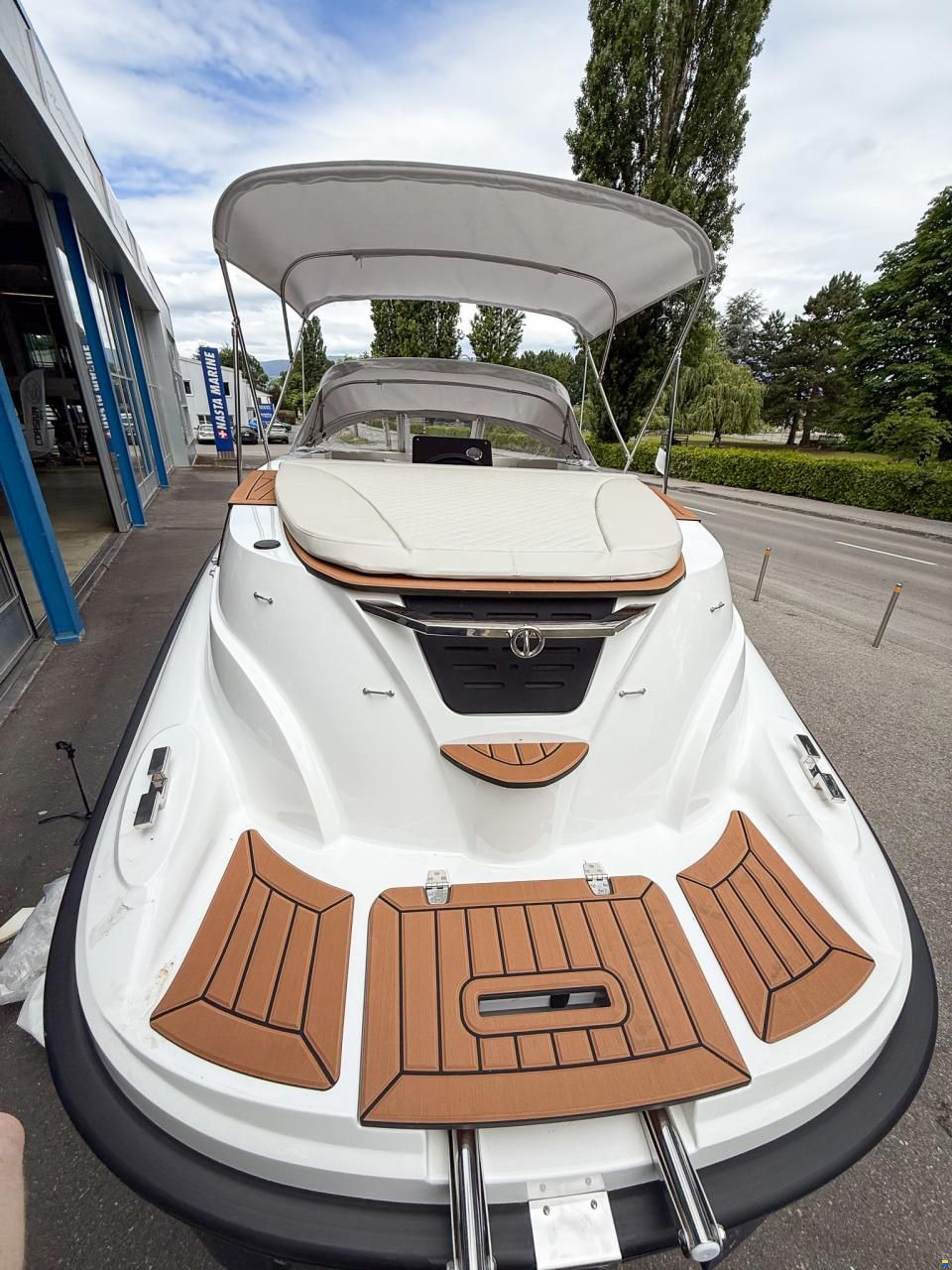 Corsiva 625 Tender