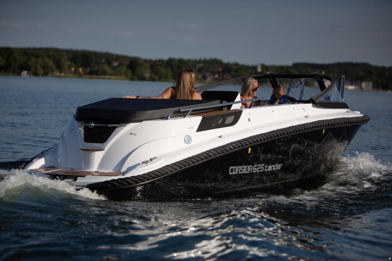 Corsiva 625 Tender