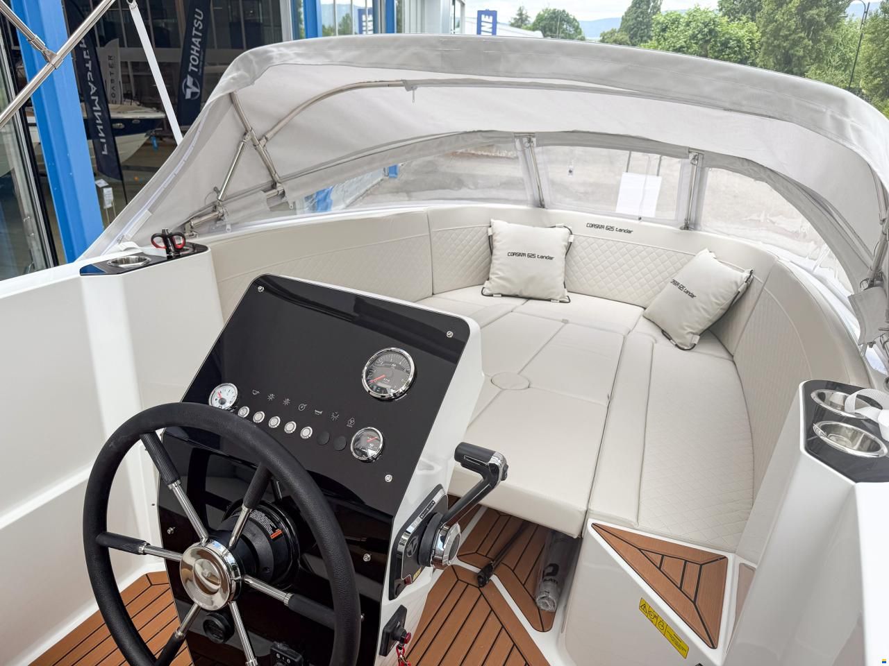 Corsiva 625 Tender