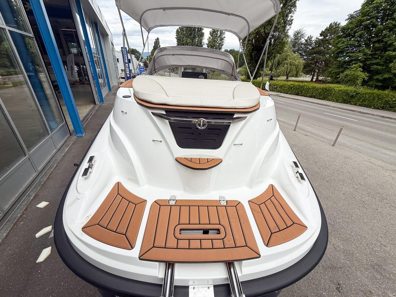 Corsiva 625 Tender