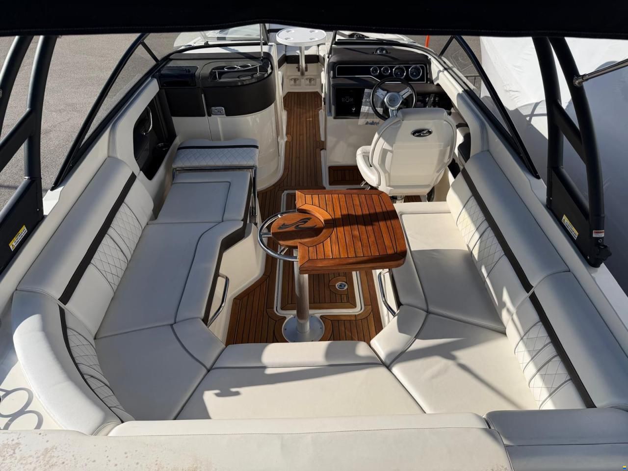Sea Ray 250 SLXE