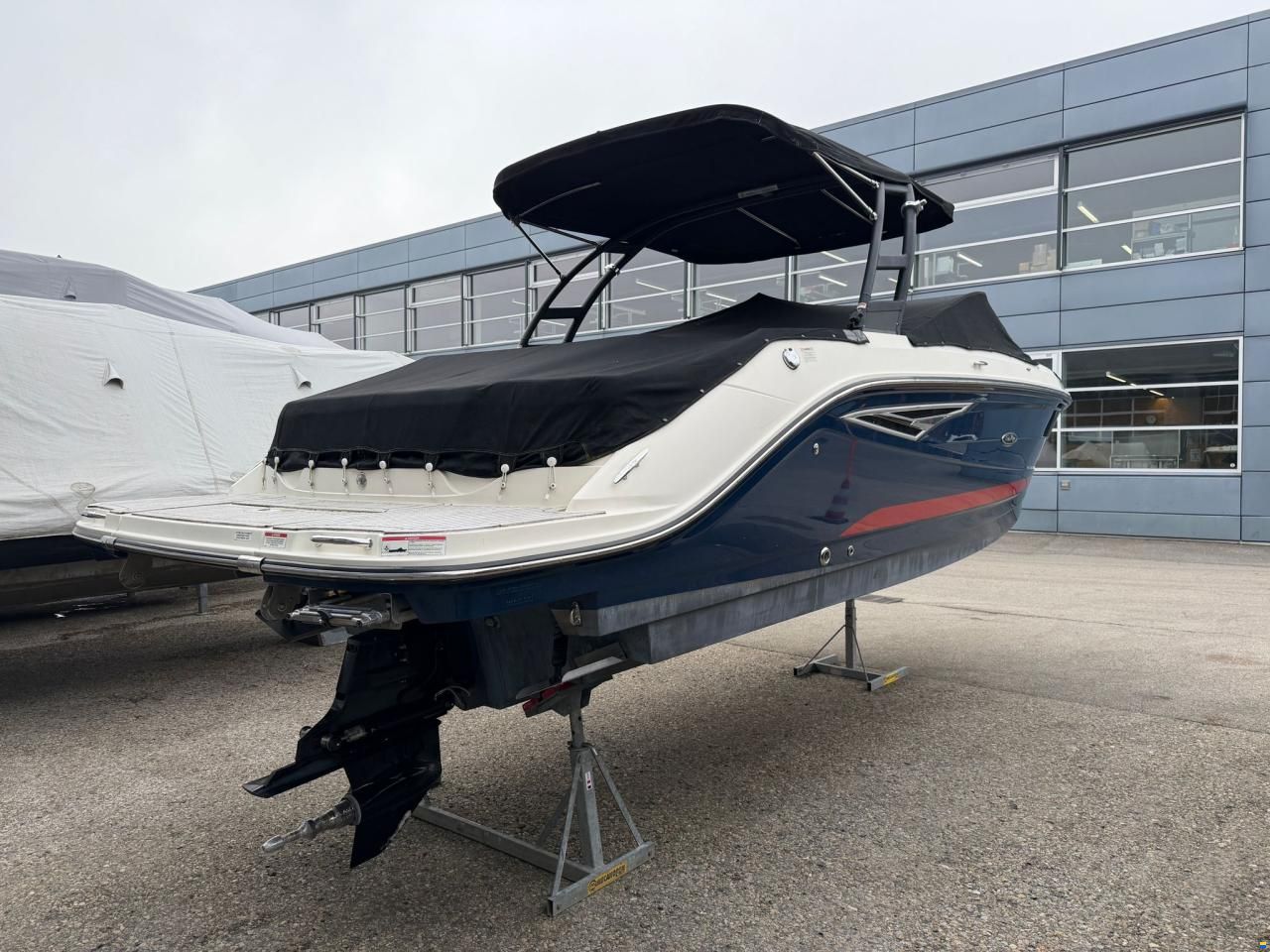 Sea Ray 250 SLXE