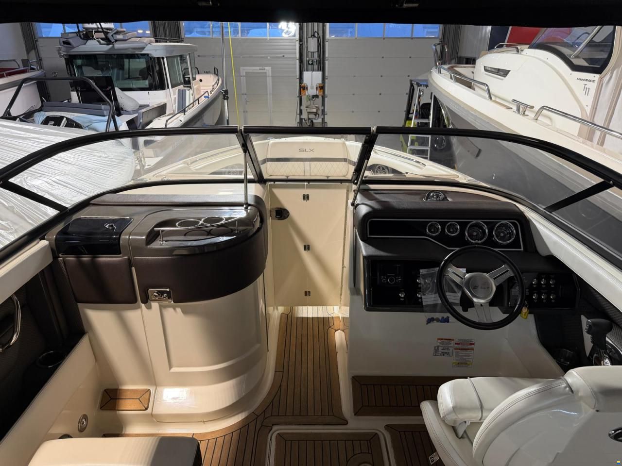 Sea Ray 250 SLXE