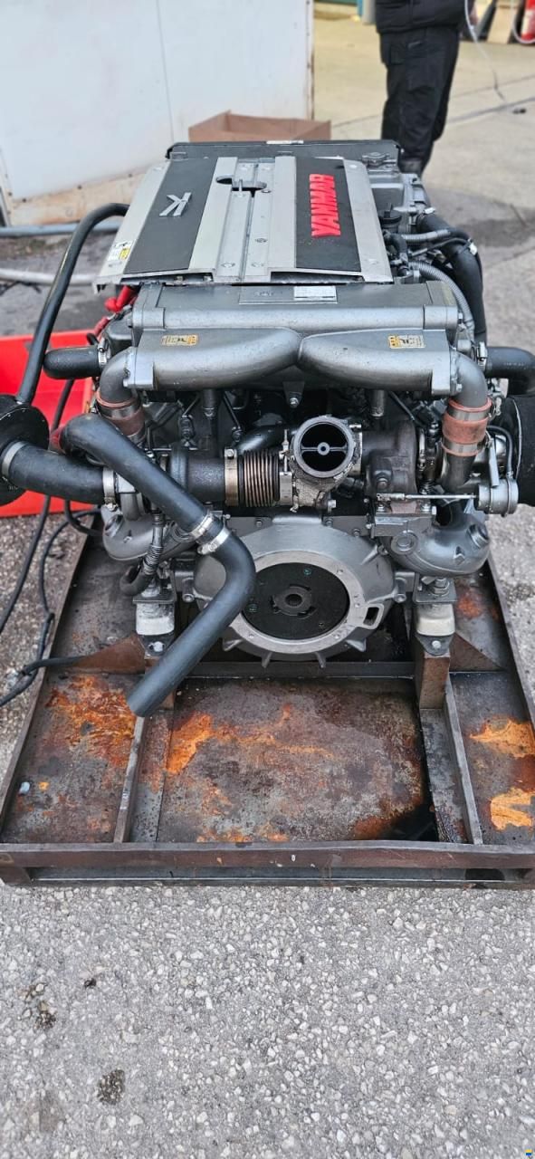 Yanmar 8LV