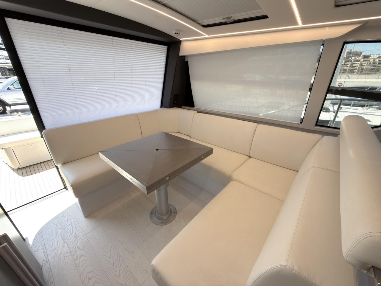 Pershing 5X