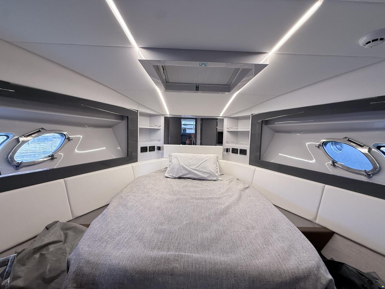 Pershing 5X