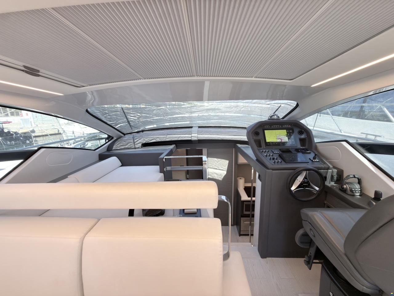 Pershing 5X