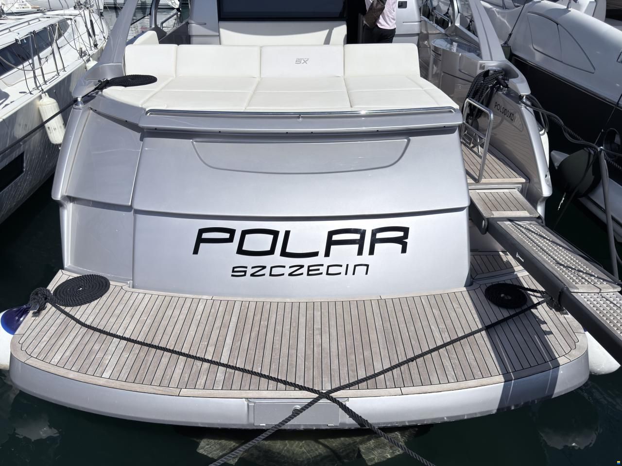 Pershing 5X