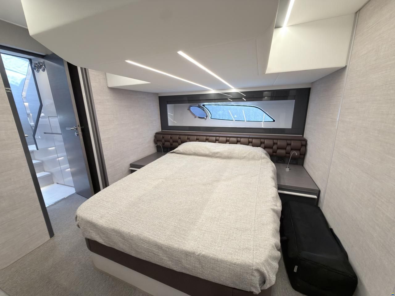 Pershing 5X