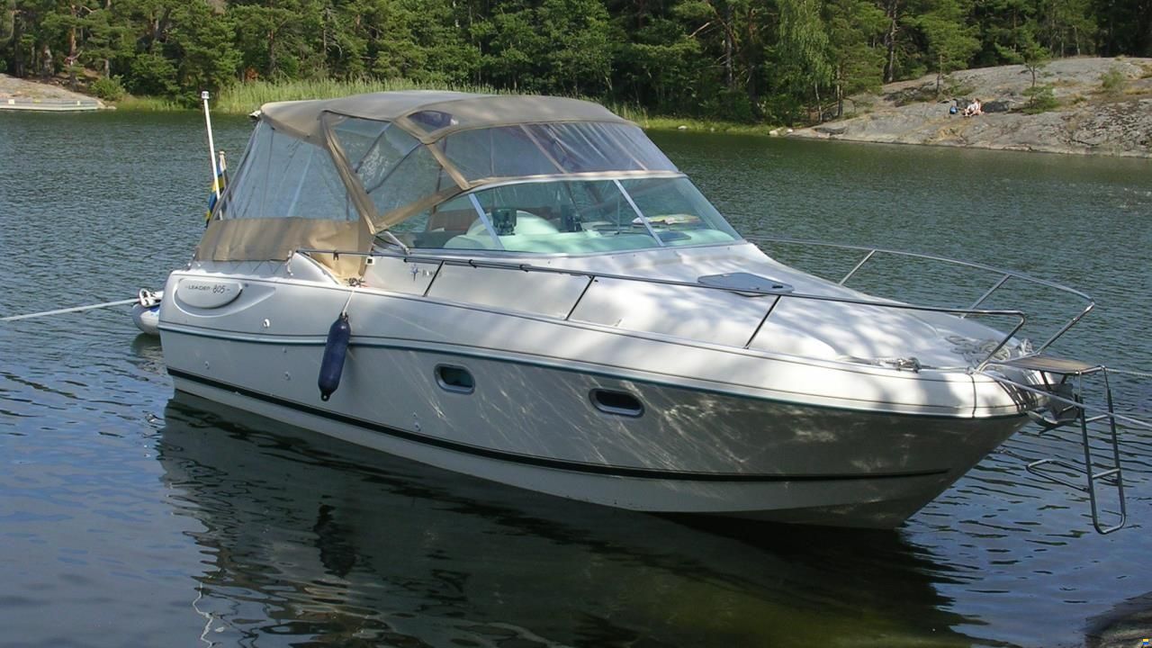 JEANNEAU MOTORB&Aring;T LEADER 805