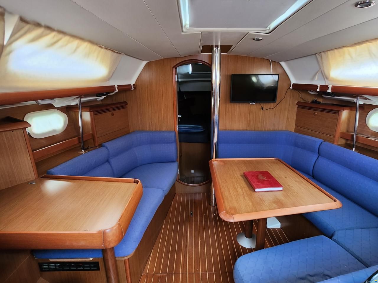 Jeanneau Sun Odyssey 37 Legend