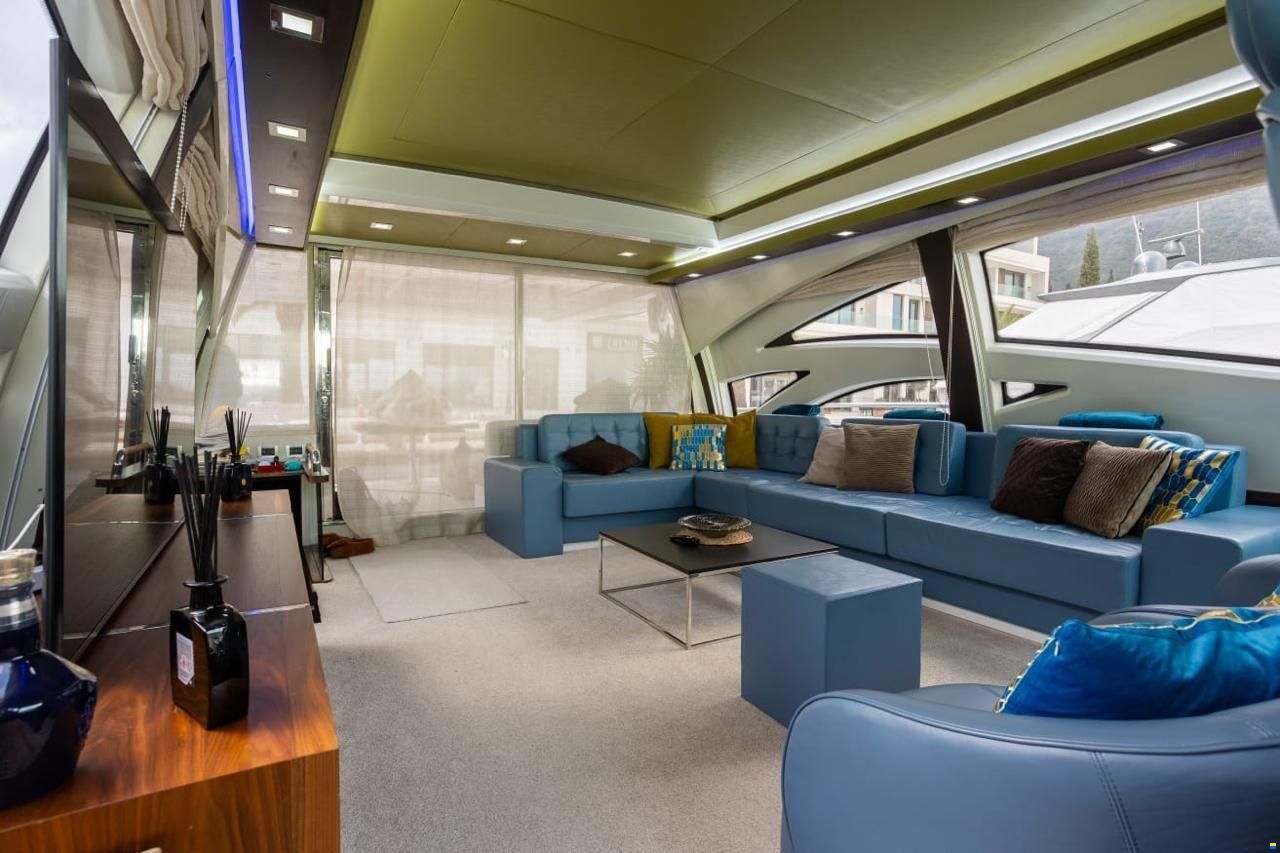 Azimut 86 S