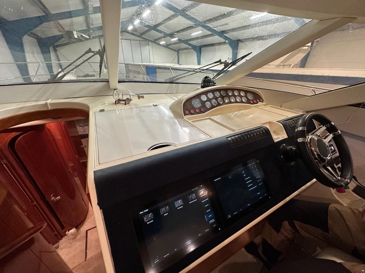 Fairline Squadron 59