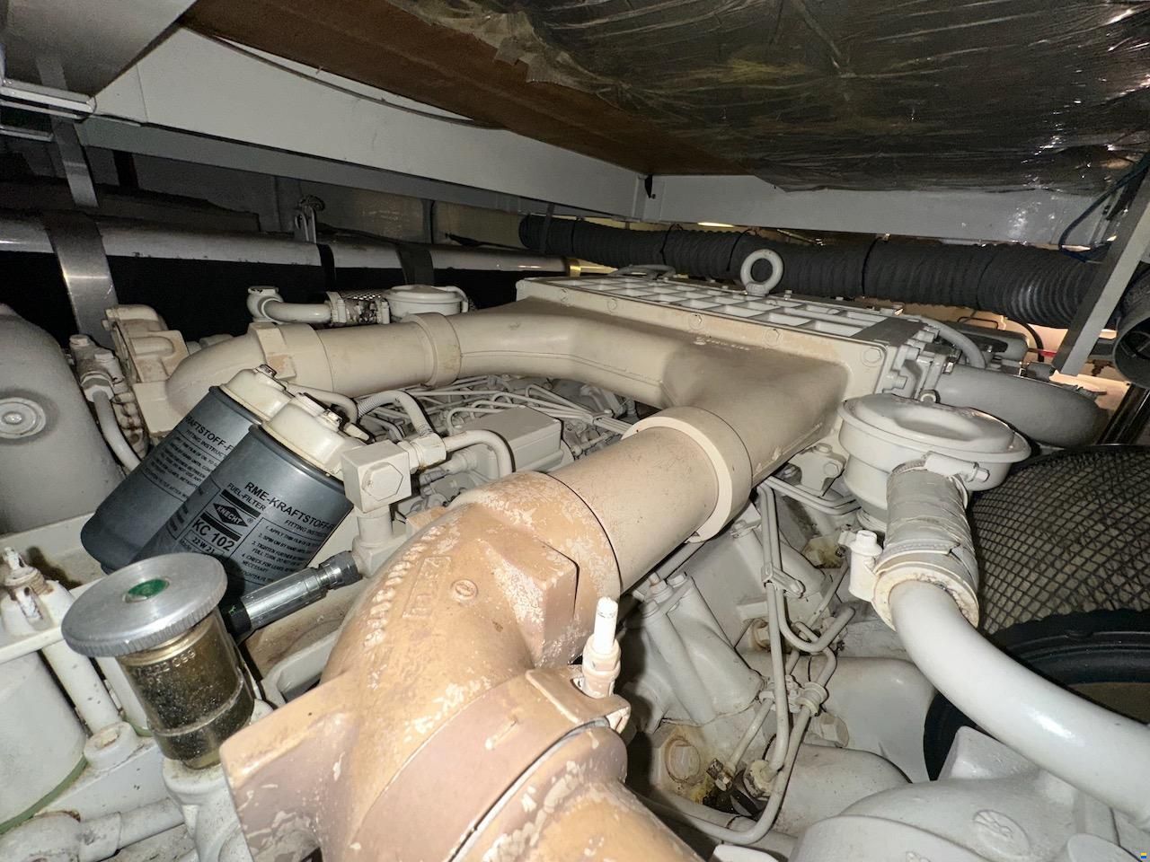 Fairline Squadron 59
