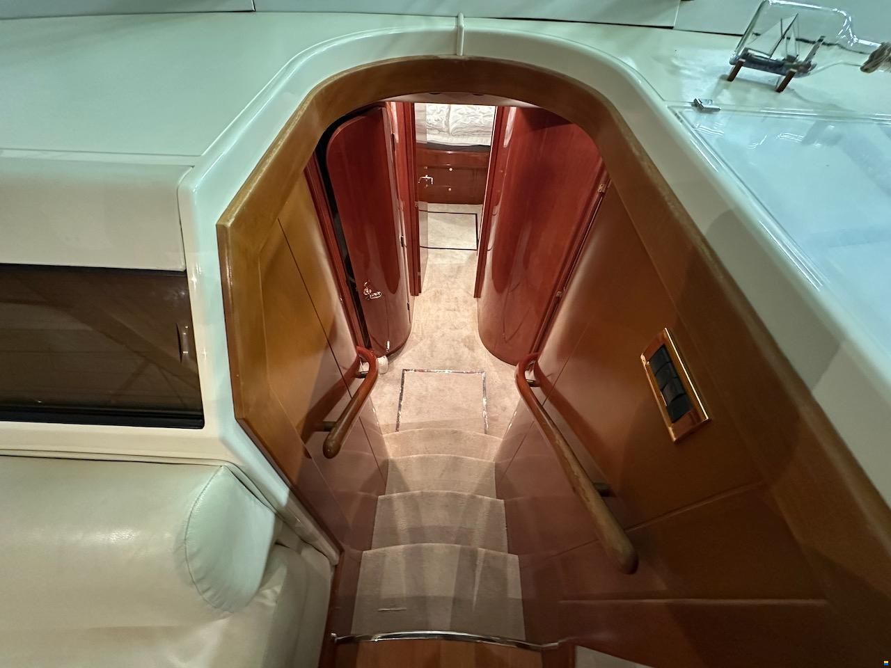 Fairline Squadron 59