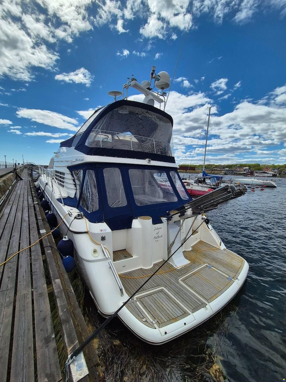 Fairline Squadron 59