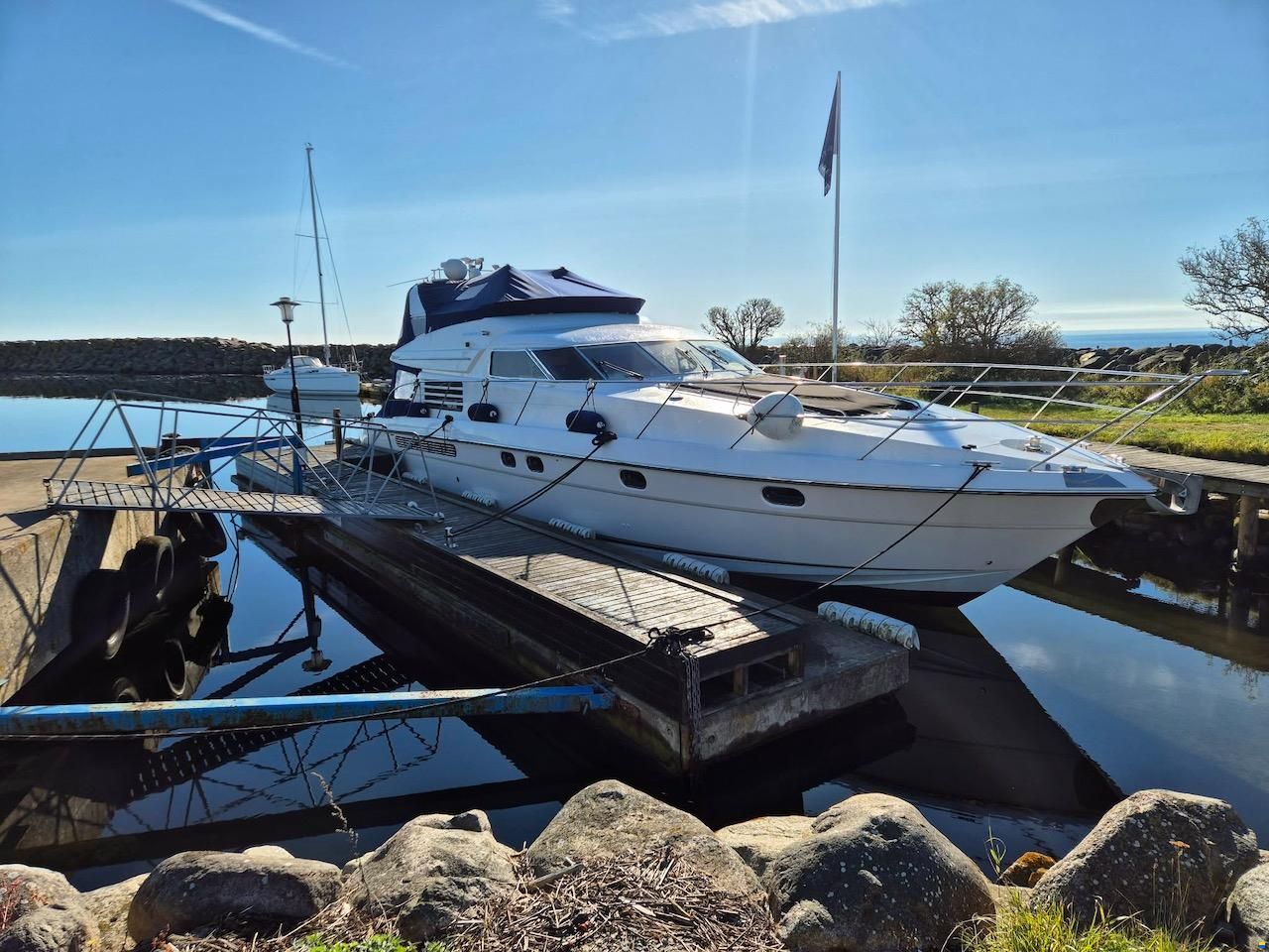 Fairline Squadron 59