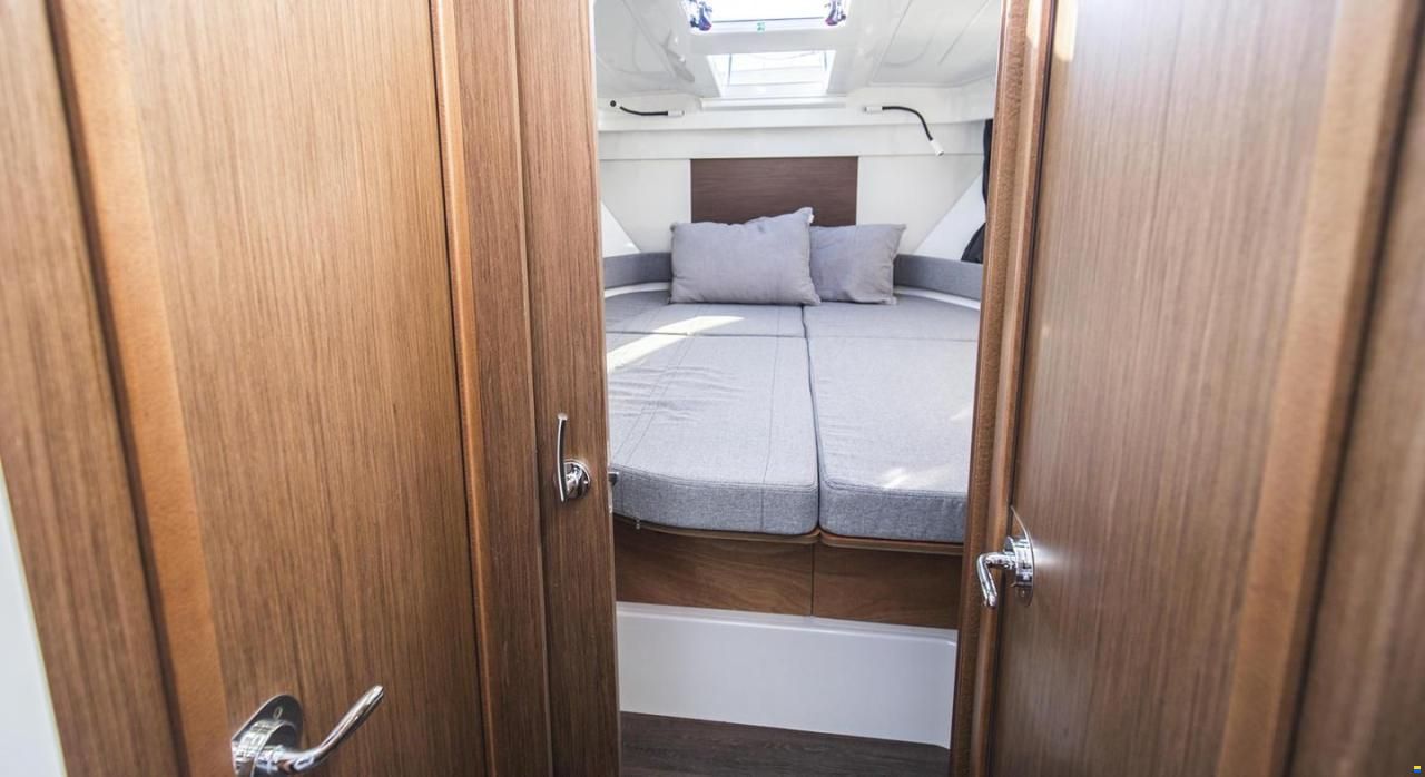 Beneteau Antares 9 OB