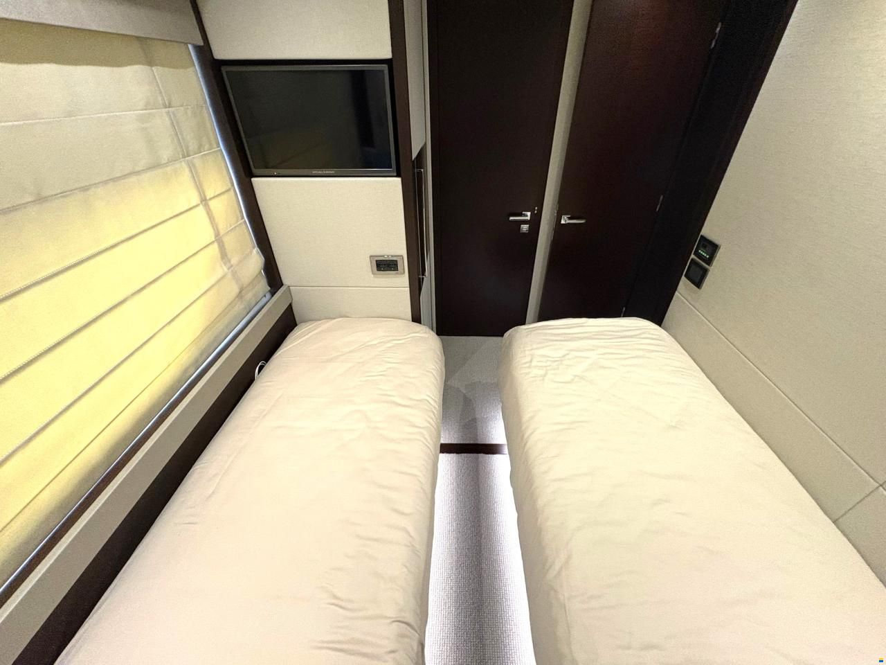 Sunseeker 76 Yacht
