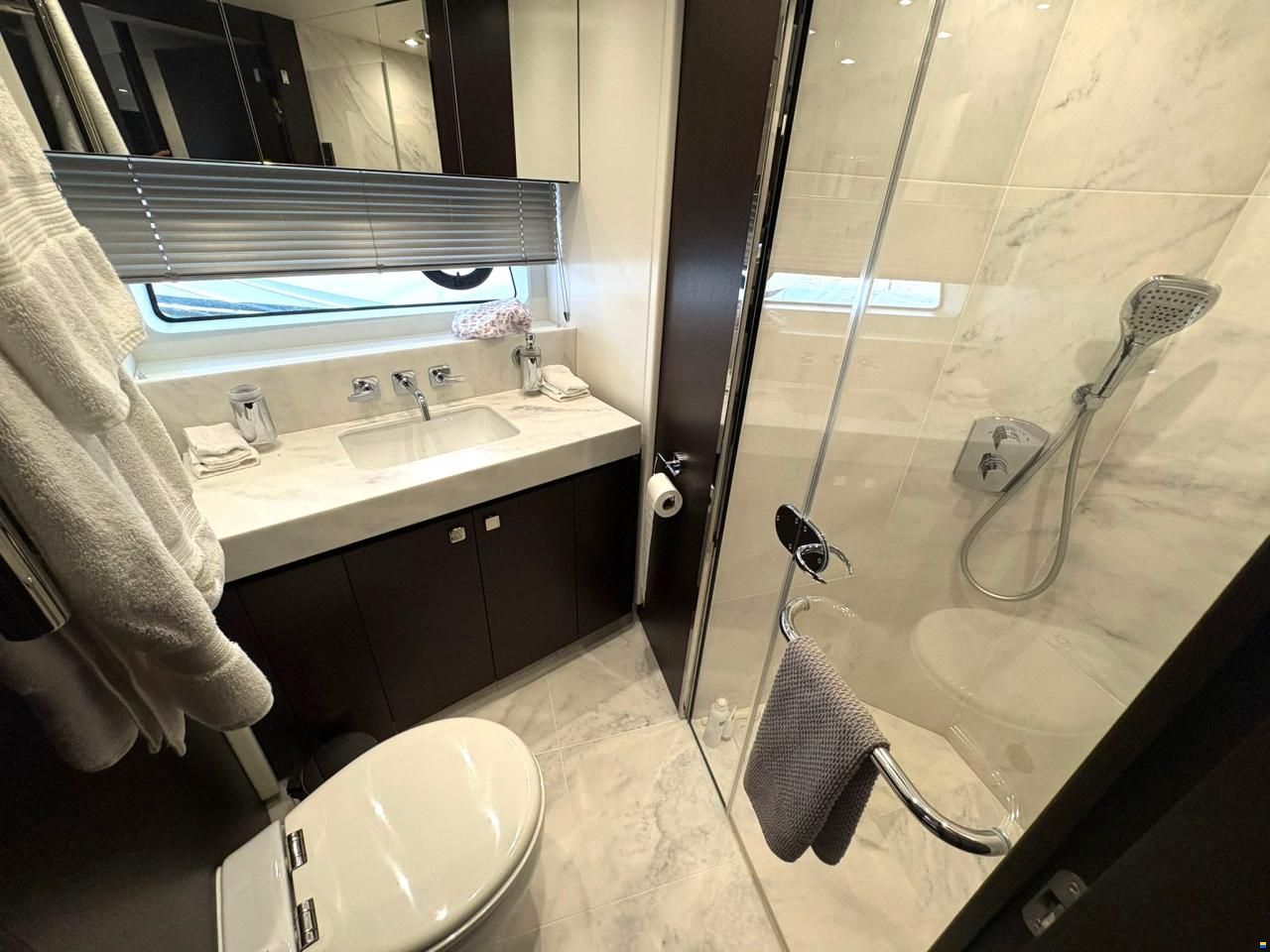 Sunseeker 76 Yacht