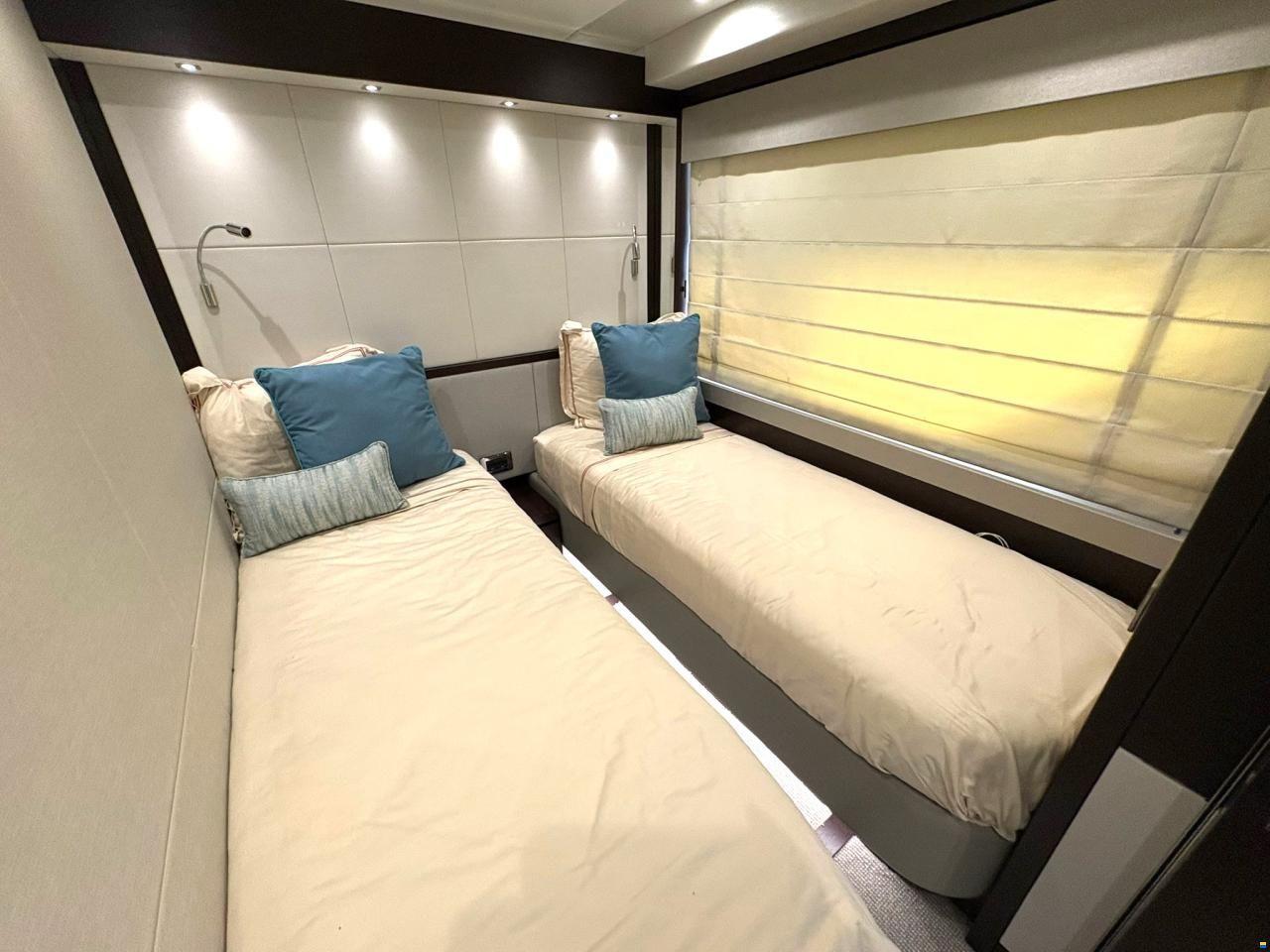 Sunseeker 76 Yacht