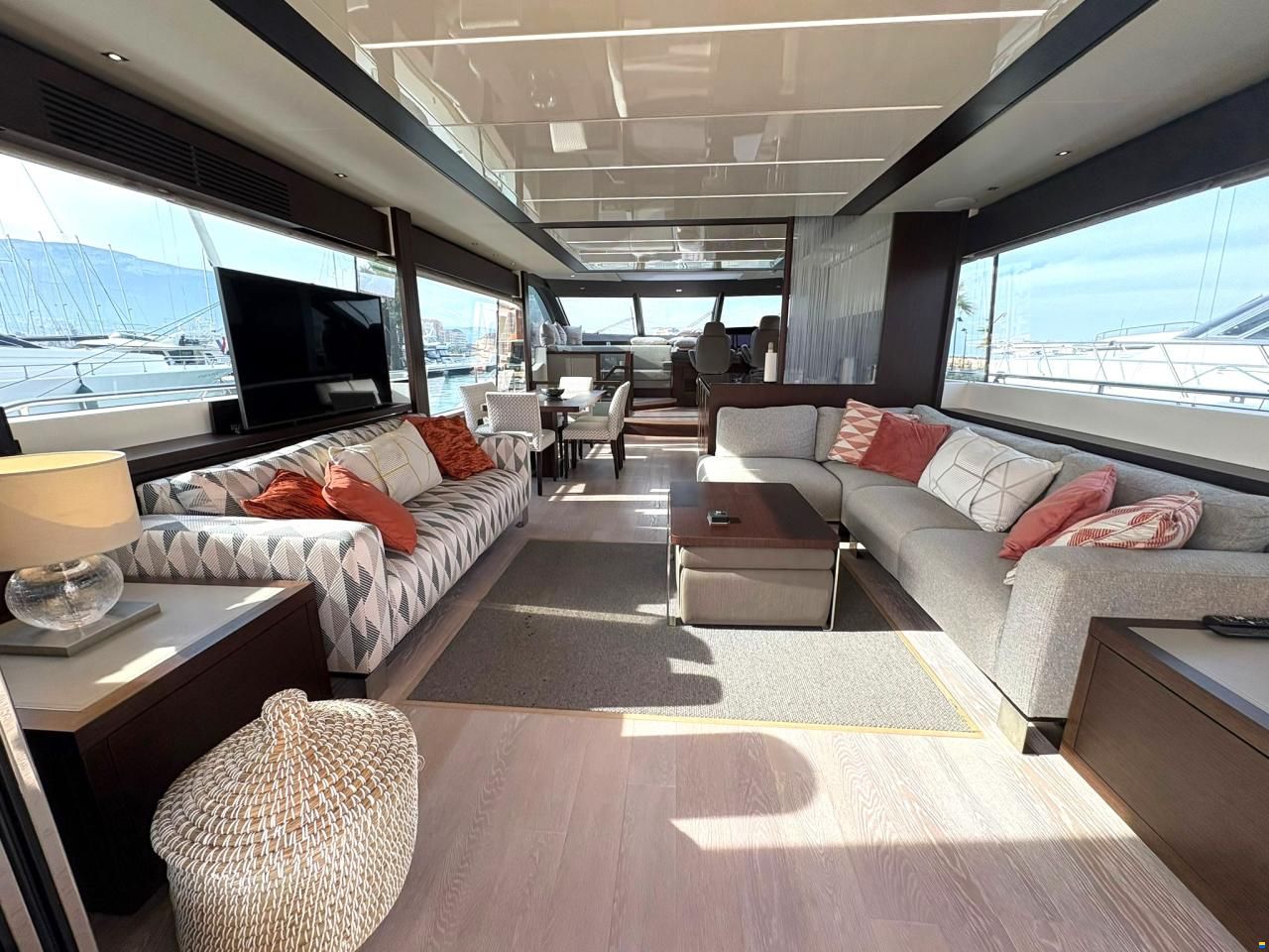 Sunseeker 76 Yacht