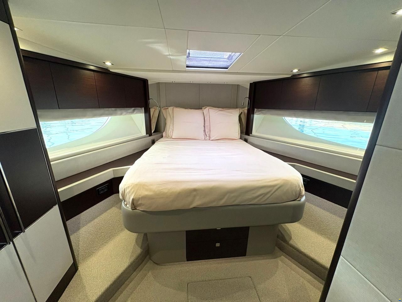 Sunseeker 76 Yacht