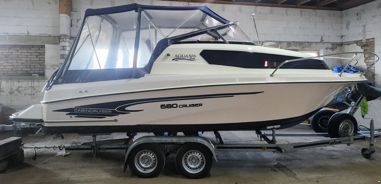 Aqua Royal 680 Cabin