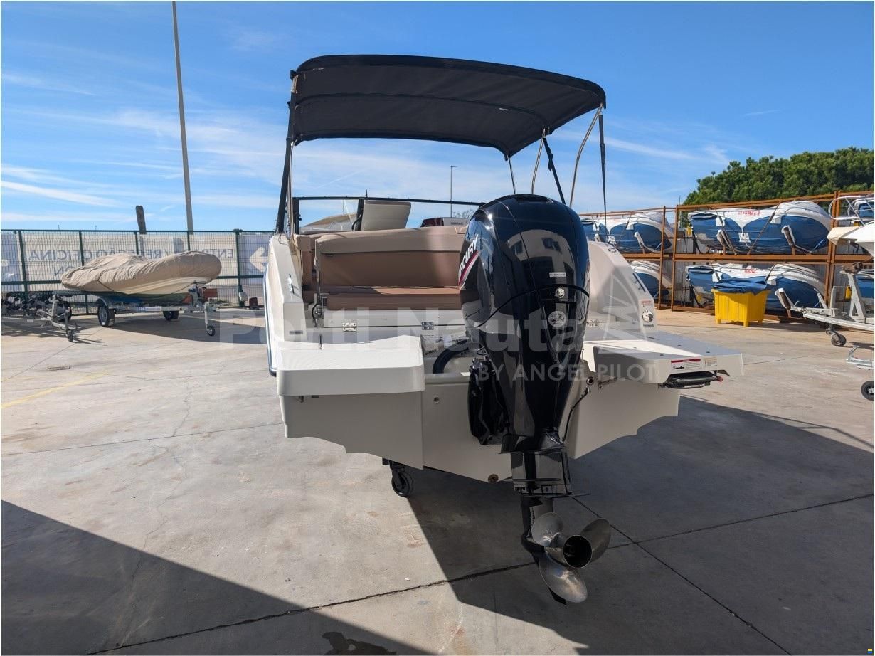 Quicksilver Activ 675 Cruiser