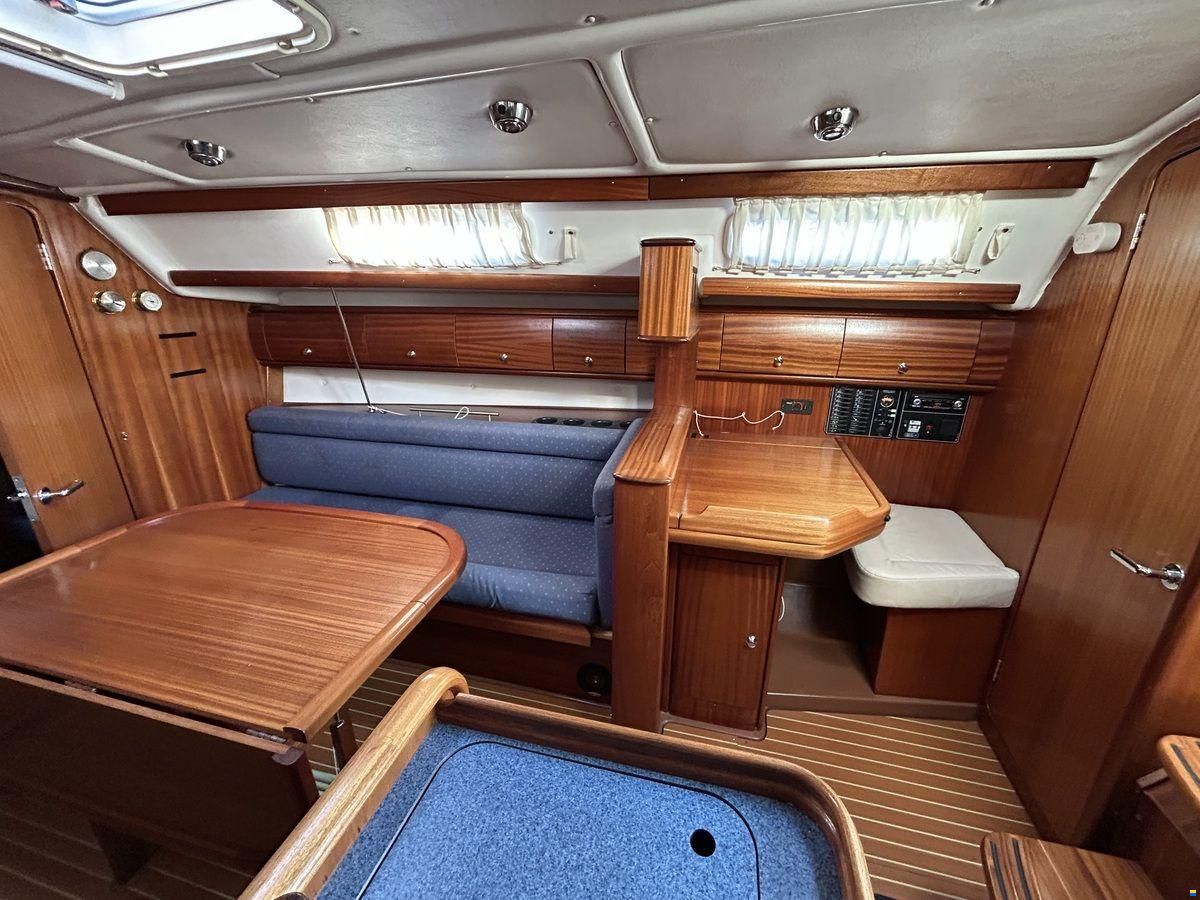 Bavaria 36-3