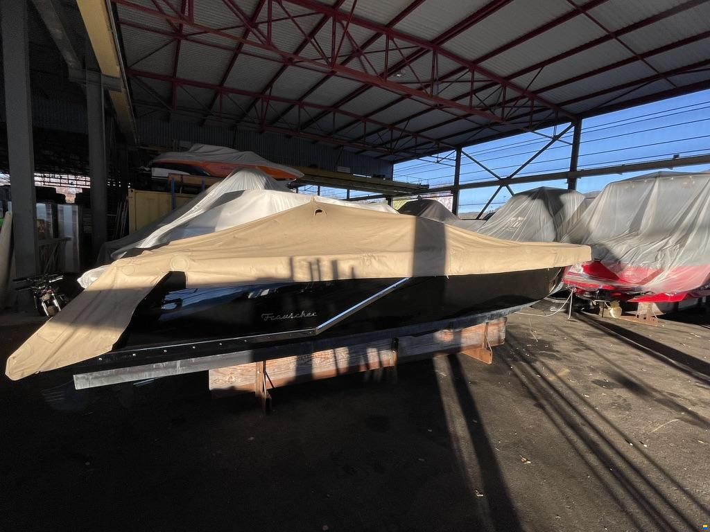 Frauscher 717 GT | 2011 | noir