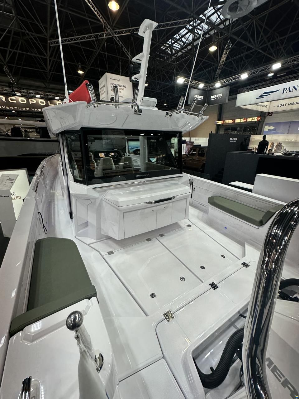Axopar 38 Cross Cabin