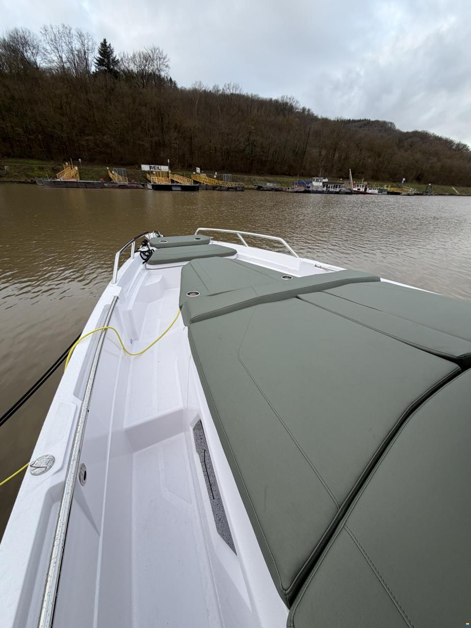 Axopar 38 Cross Cabin