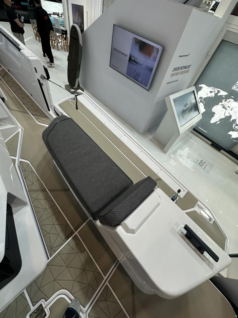 Axopar 38 Cross Cabin