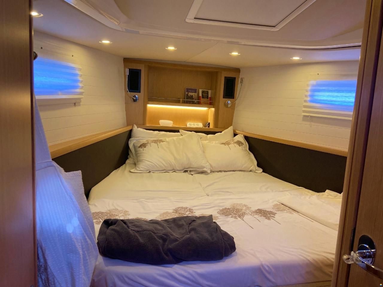 Bavaria VISION 42