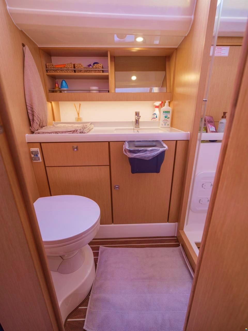 Bavaria VISION 42