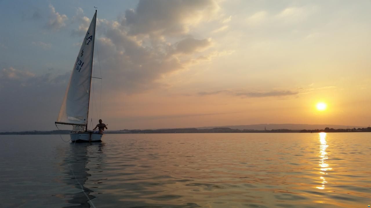 De Vita & Pellegrino Lightning