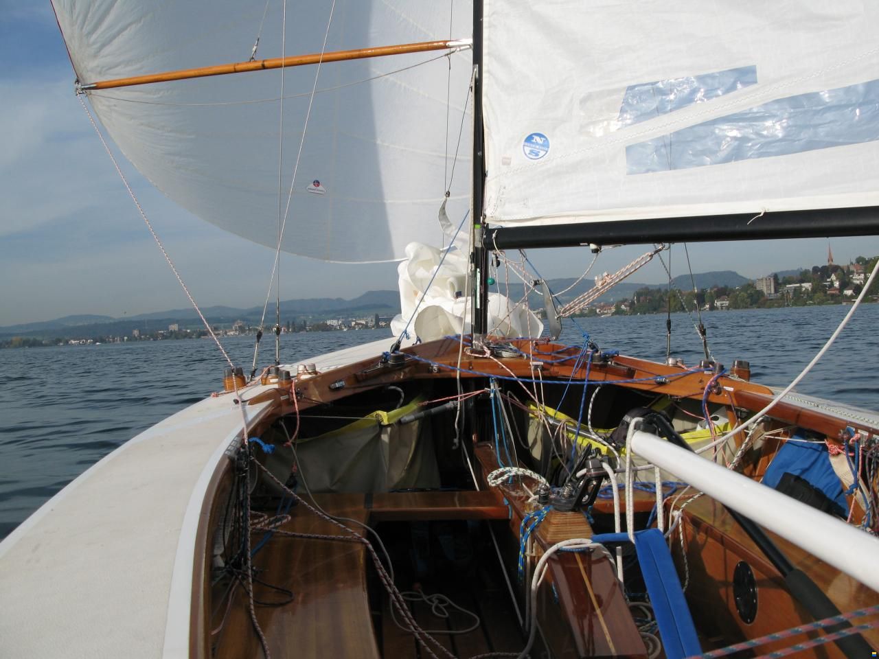 De Vita & Pellegrino Lightning