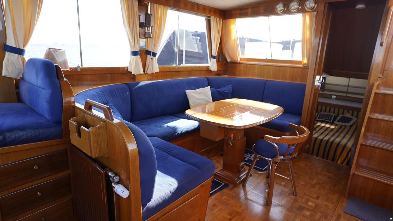 Grand Banks 42 Motoryacht