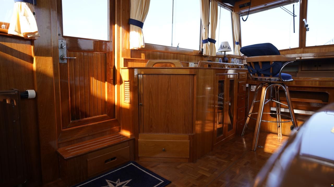 Grand Banks 42 Motoryacht