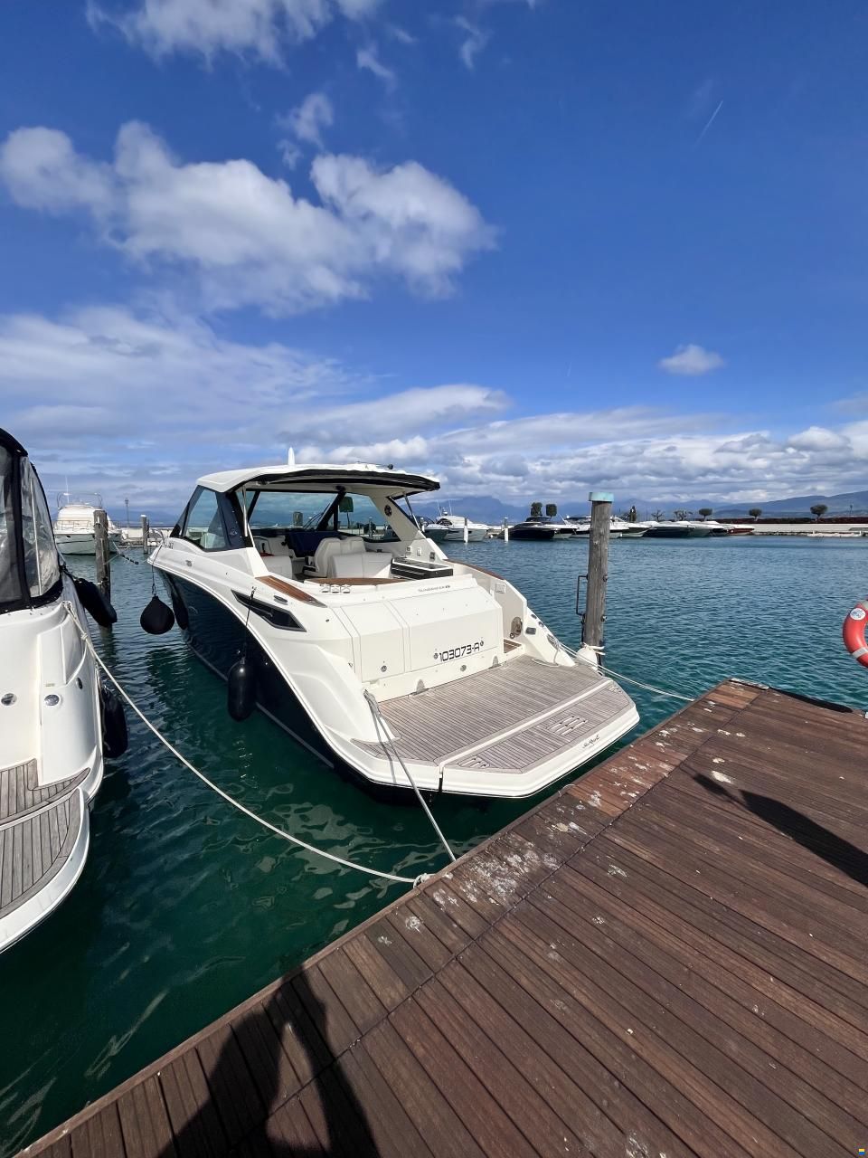 Sea Ray 320 Sundancer Coupe
