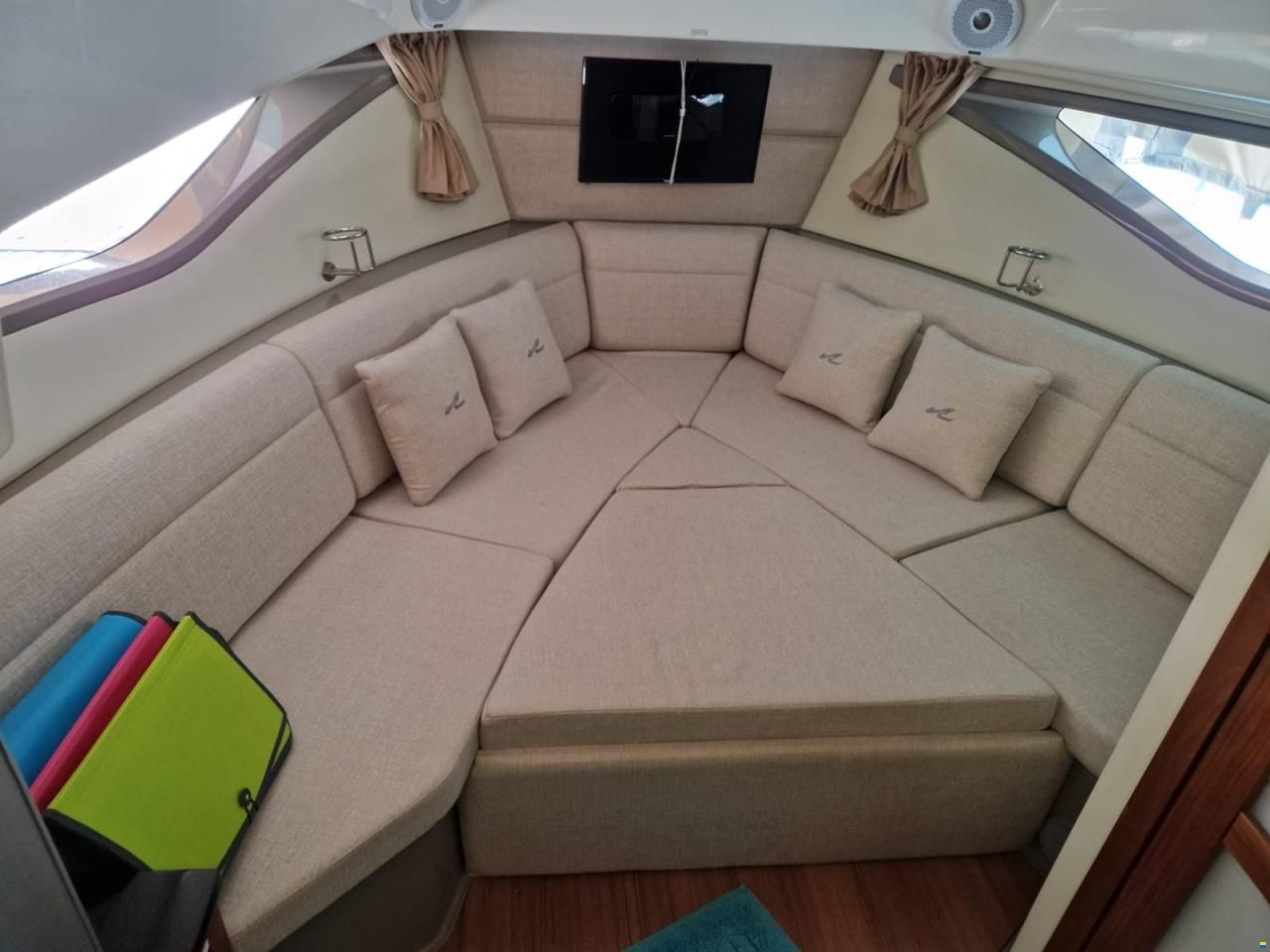 Sea Ray 320 Sundancer Coupe
