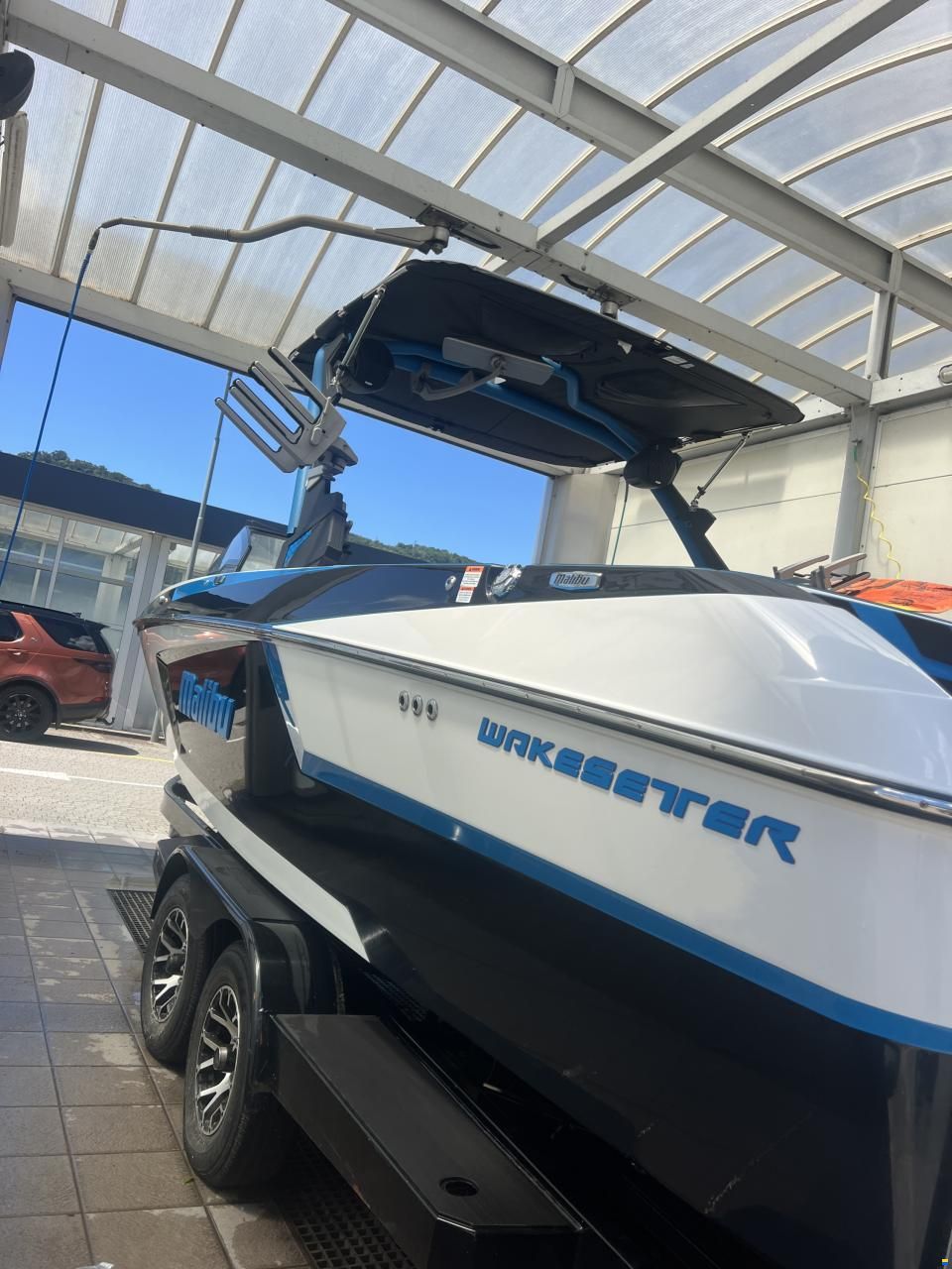 Malibu Wakesetter 24MXZ