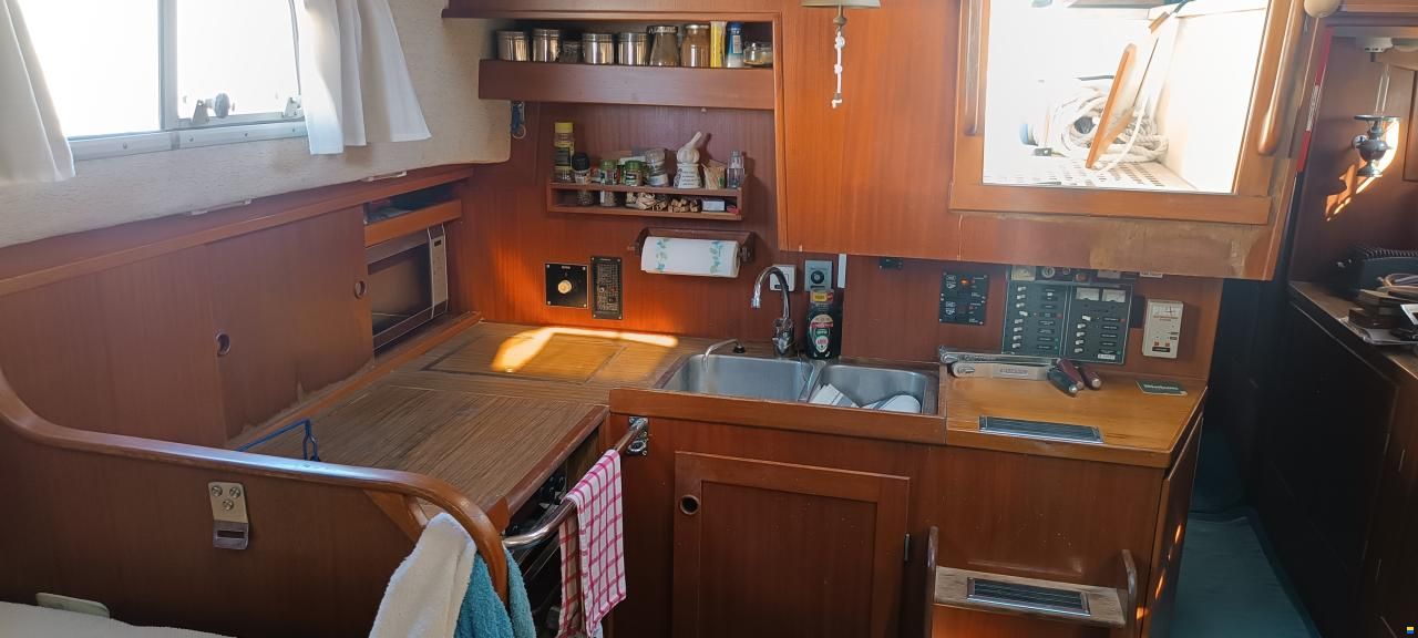 Hallberg-Rassy HR41