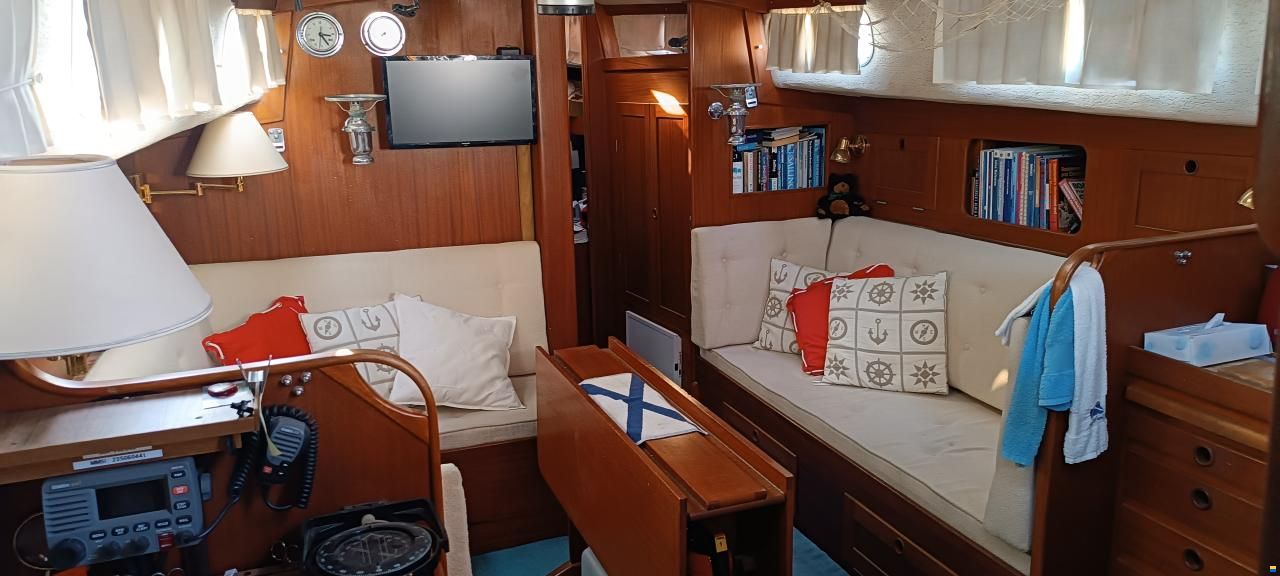 Hallberg-Rassy HR41